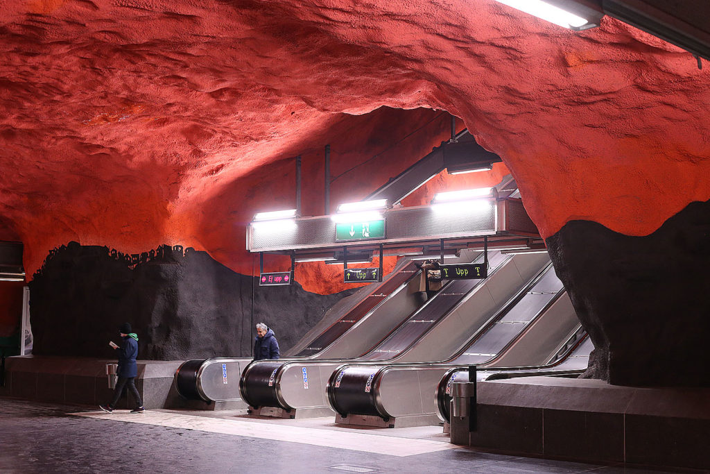 LifTe 北欧の暮らし Solna centrum station ストックホルム スウェーデン 地下鉄
