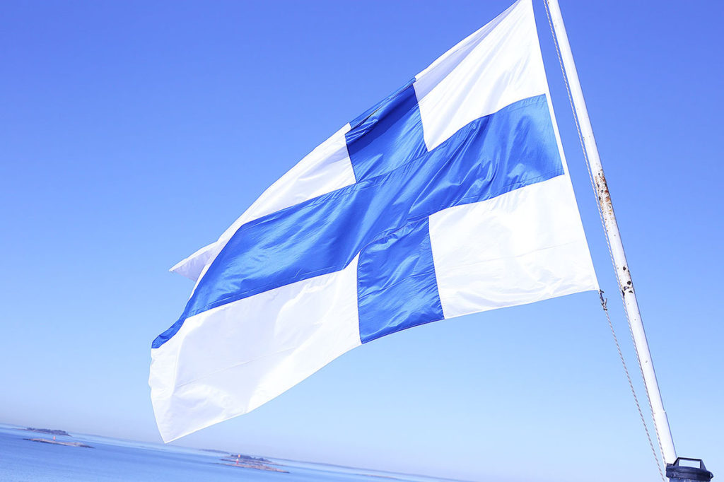 LifTe 北欧の暮らしフィンランド 国旗 ヴァイキングライン