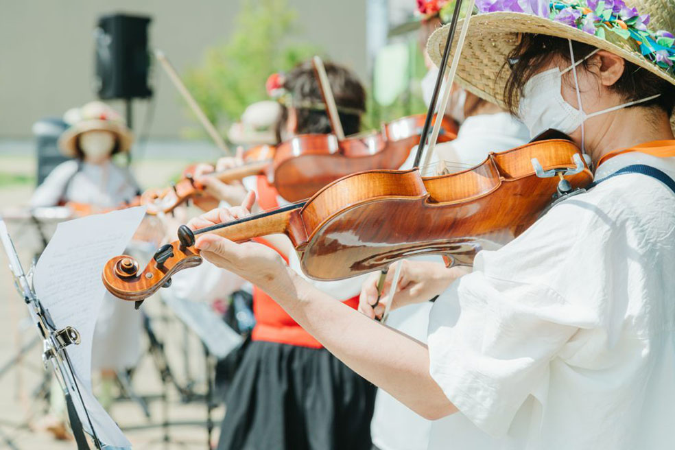 6月24日(土)、25日(日)にkeittoで開催される北欧の夏至祭では、北欧の伝統楽器を楽しめるライブイベントも LifTe北欧の暮らし 北欧イベント