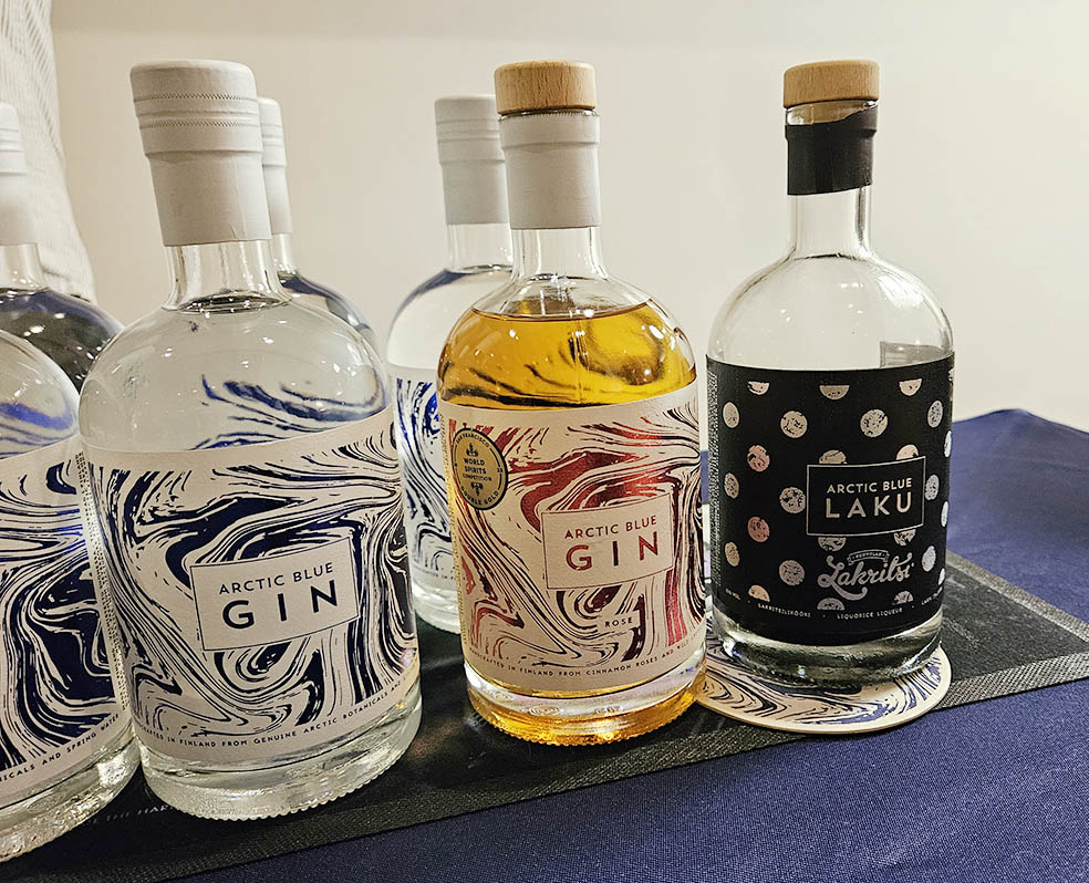 LifTe北欧の暮らし 父の日に贈りたいフィンランドのクラフトジン「アークティック・ブルー・ジン」