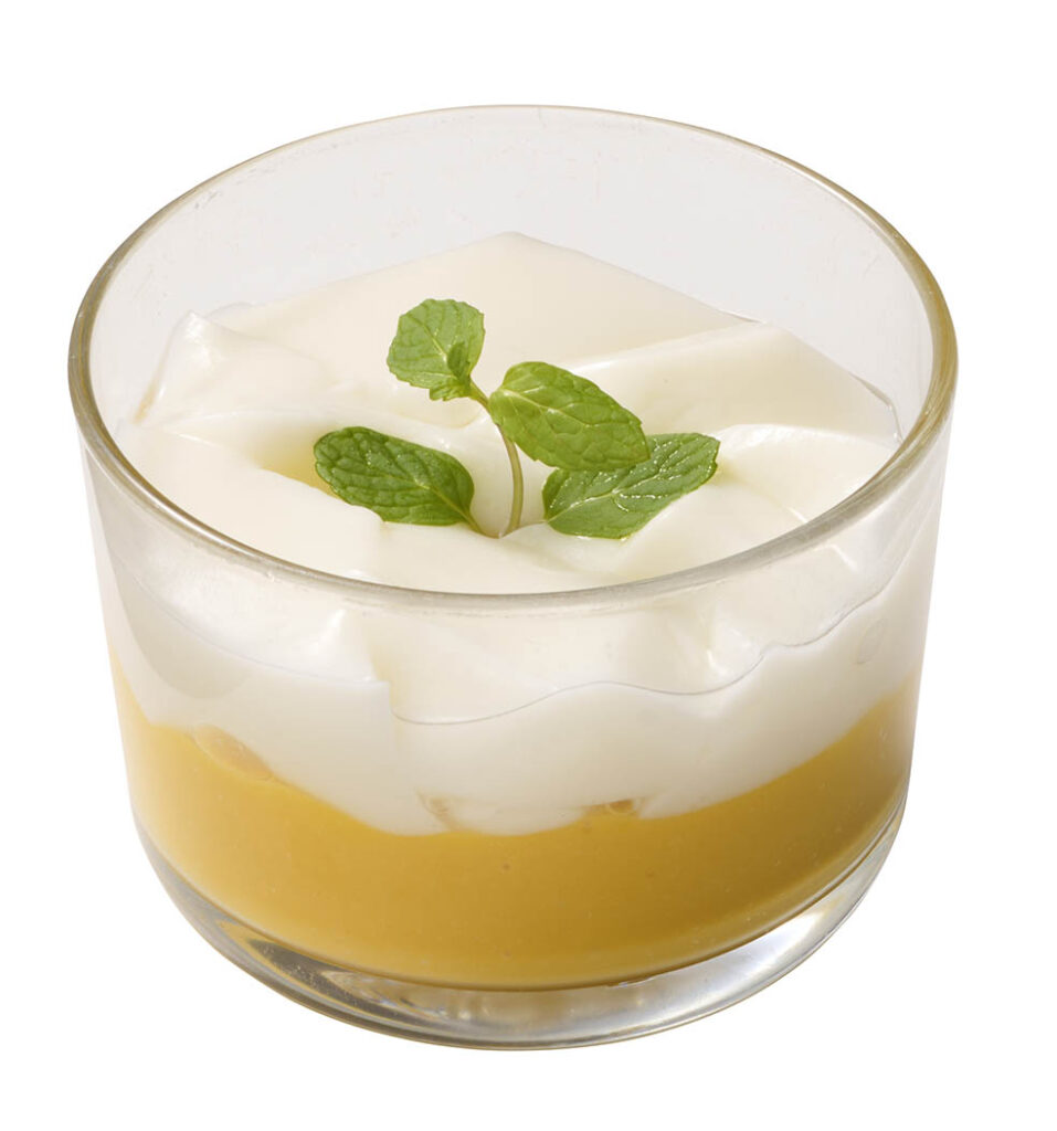 LifTe北欧の暮らし スウェーデン発祥のイケアが8月31日(日)まで開催する「マンゴーフェア」で提供される マンゴー杏仁プリン