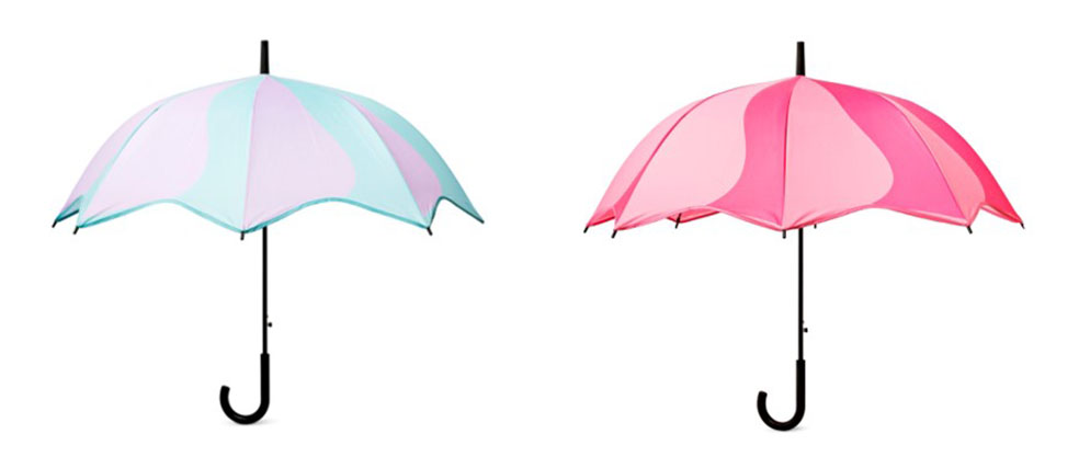 LifTe北欧の暮らし 6月11日が傘の日だからお薦めするデンマーク発の雑貨ブランド「フライングタイガーコペンハーゲン」が販売するアンブレラ（ブルー＆ピンク）