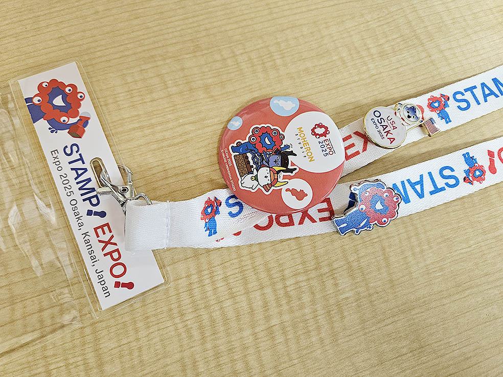 LifTe北欧の暮らし 大阪・関西万博 スタンプラリー台紙 スタンプパスポートがすっぽり入る専用のストラップホルダー