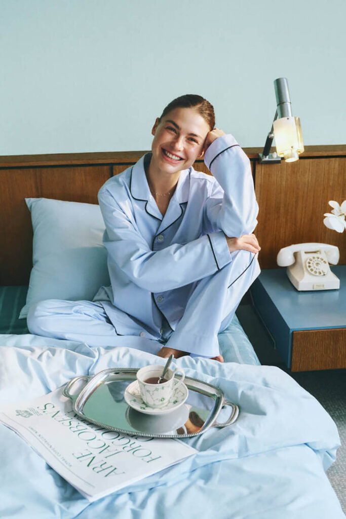 LifTe北欧の暮らし デンマークの老舗陶磁器ブランド ロイヤル コペンハーゲンが復刻発売するアルネ・ヤコブセンが愛したグリーンフルーテッド プレインの食器たち