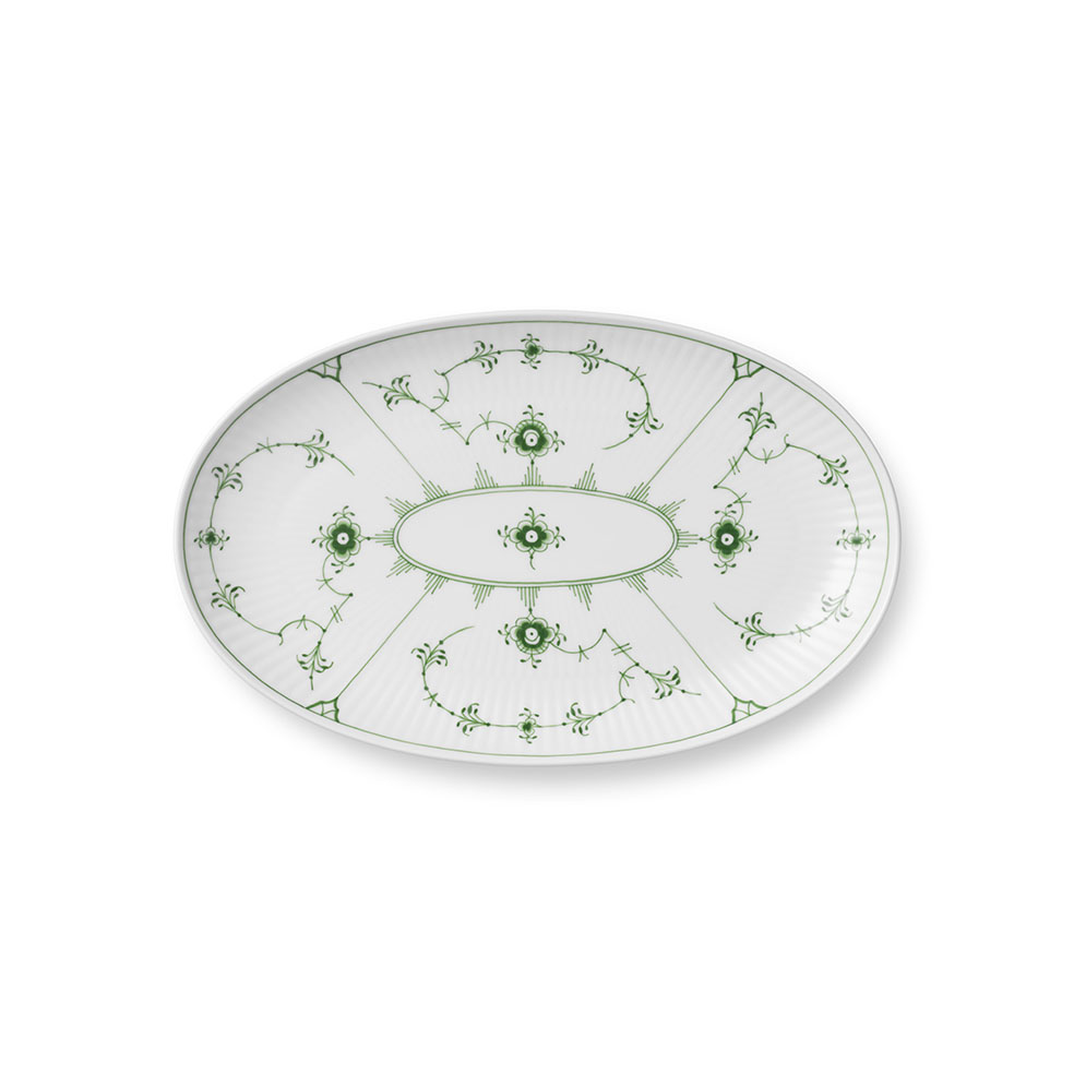 LifTe北欧の暮らし デンマークの老舗陶磁器ブランド ロイヤル コペンハーゲンが復刻発売するアルネ・ヤコブセンが愛したグリーンフルーテッド プレインのオーバルディッシュ 23.5CM