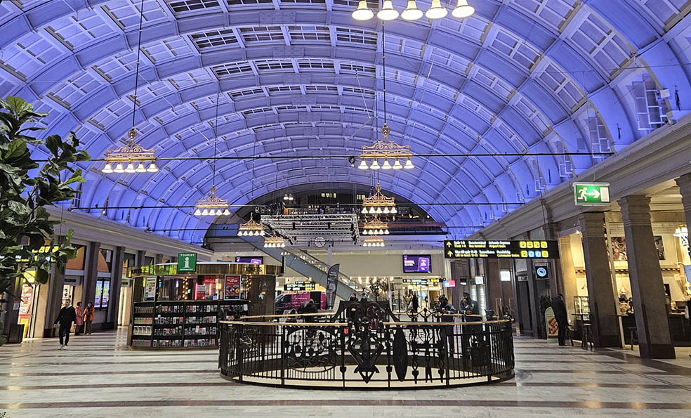 LifTe北欧の暮らし スウェーデン ストックホルム中央駅の内観