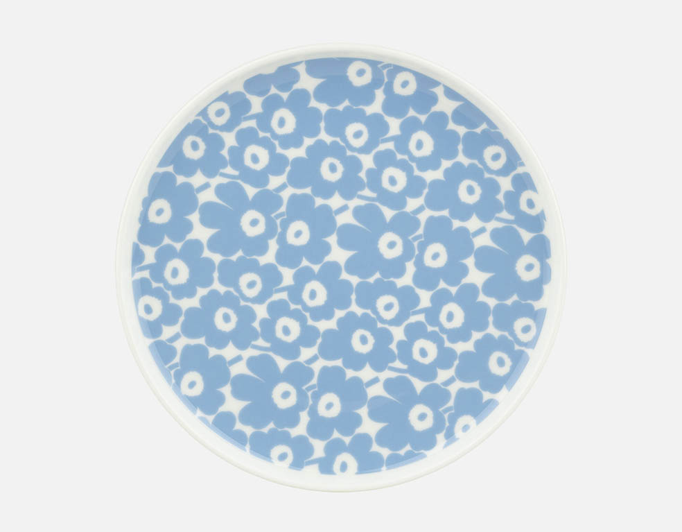 LifTe北欧の暮らし フィンランドのマリメッコが9月26日(金)から発売するマイヤイソラがデザインしたウニッコ柄を配したPikkuinen Unikko(ピックイネン ウニッコ)のプレート