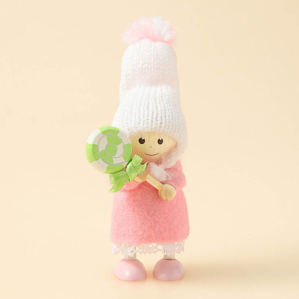 LifTe北欧の暮らし デンマークのクリスマスの妖精ニッセをデザインしたノルディカニッセの新作が高島屋の各店舗で11月15日より発売開始 【高島屋限定】くるくるキャンディを持つ女の子