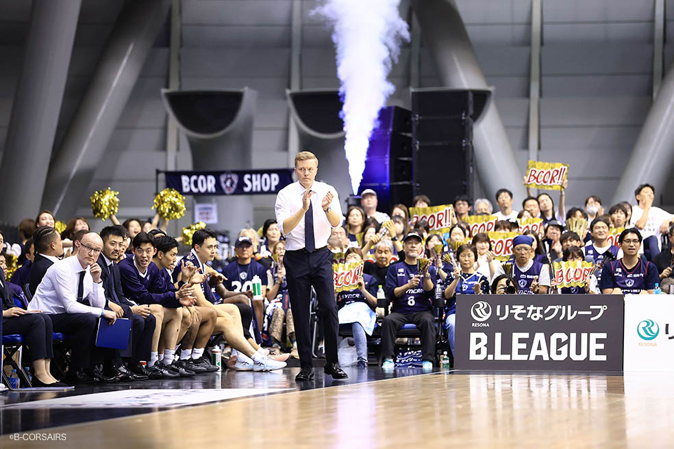 LifTe北欧の暮らし フィンランド大使館で開催されたフィンランド流のコーチングを紹介するイベントで登壇したラッシ・トゥオビ 横浜ビー・コルセアーズ ヘッドコーチ