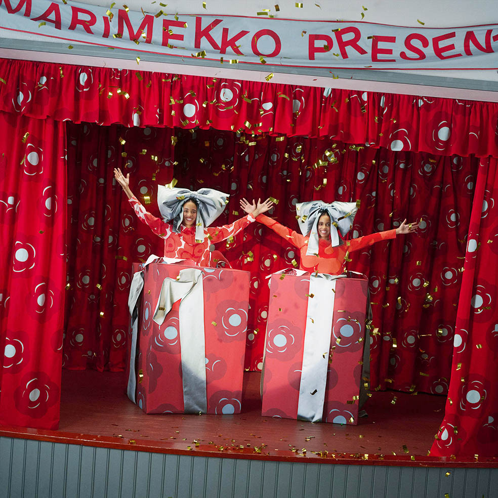 LifTe北欧の暮らし フィンランドのマリメッコがホリデーシーズンに日本公式オンラインサイトのみで販売するギフトセットのメインビジュアル