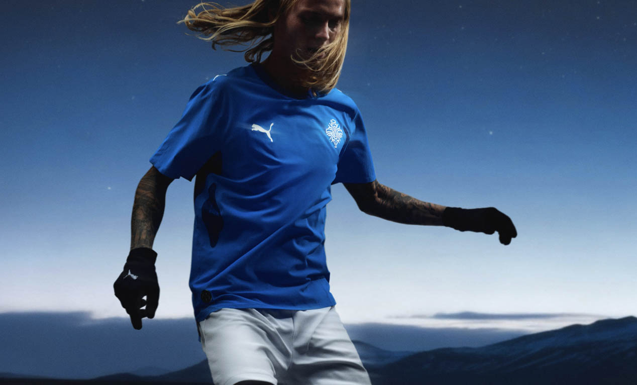 深いブルーが印象的！プーマが手がけるサッカー・アイスランド代表の新