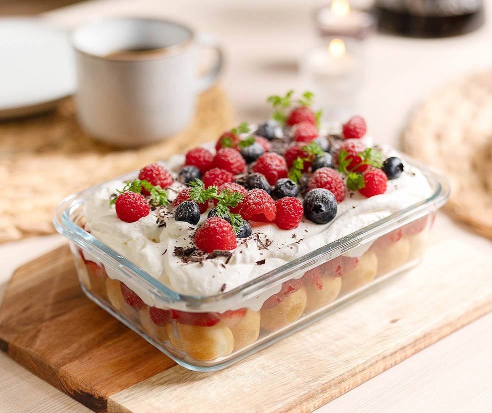 LifTe北欧の暮らし スウェーデン発祥のイケアが料理研究家コウケンテツさんとコラボをして発表したプラントベースのベビーカステラを使った冬スイーツ