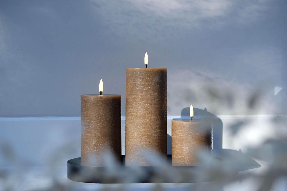 LifTe北欧の暮らし デンマーク発祥のブランド「UYUNI Lighting(ウユニライティング)」の照明 LEDランプ LED Pillar Candle