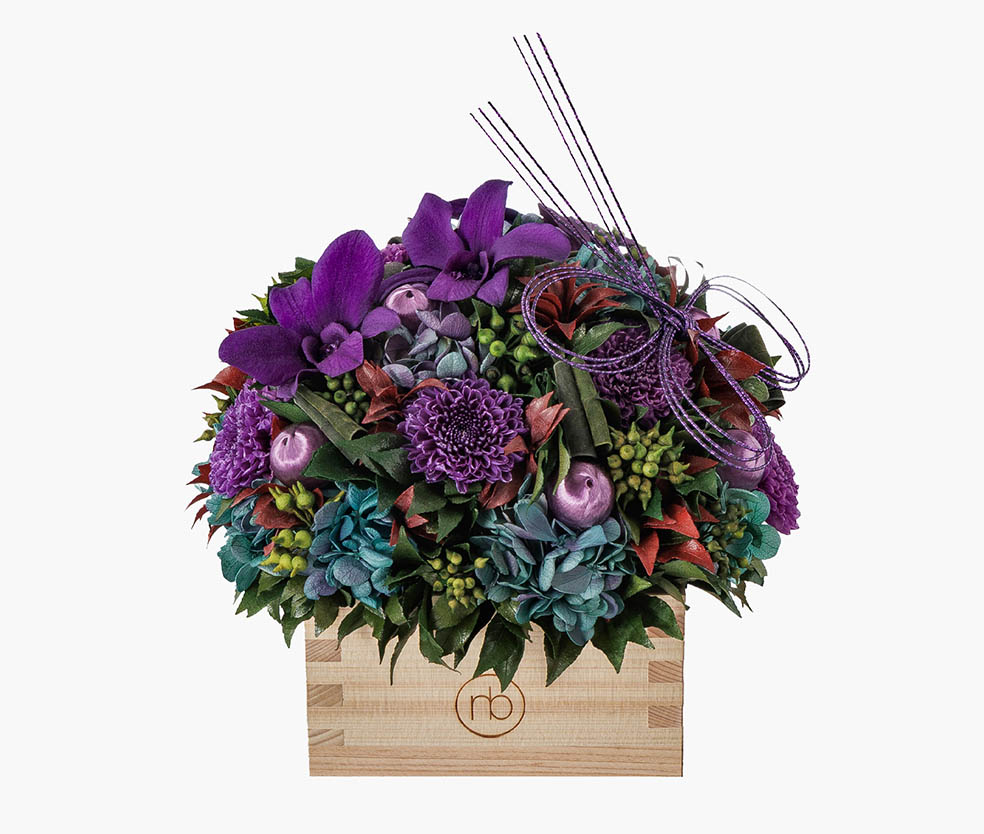 LifTe北欧の暮らし デンマーク出身のフラワーアーティスト ニコライバーグマンが手掛ける2026年ニューイヤーコレクションの【ニューイヤー限定プリザーブドフラワーアレンジメント】「New Year Arrangement - Masu（ニューイヤー アレンジメント - マス）」