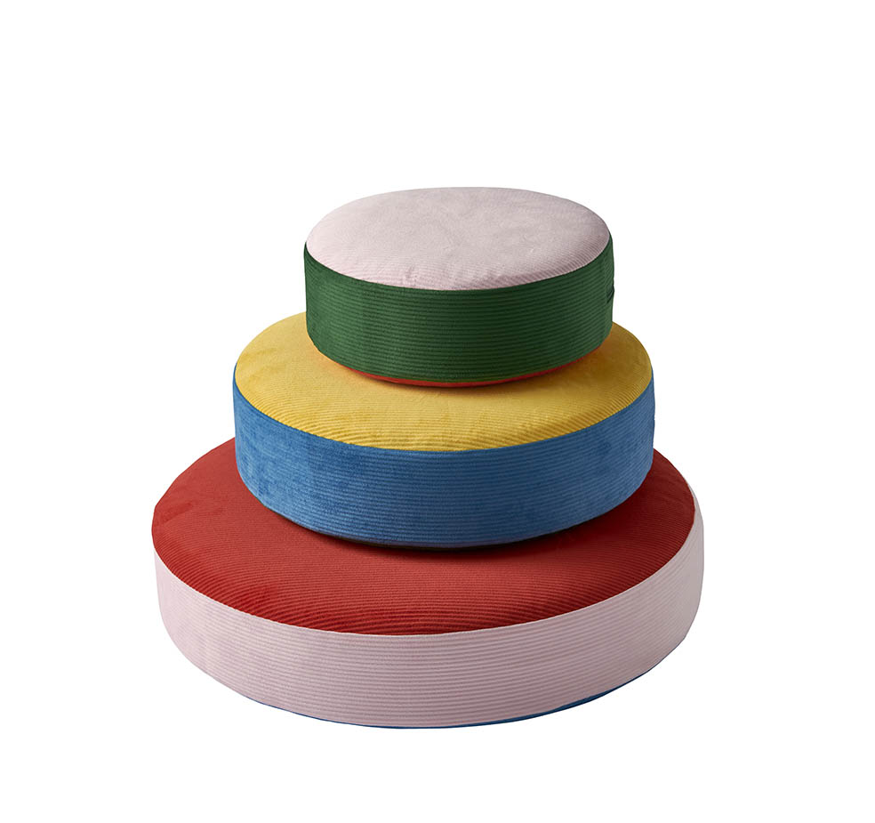 LifTe北欧の暮らし スウェーデン発祥のイケア(IKEA)が2月4日から発売を開始する「GREJSIMOJS/グレイシモイス」コレクションのフロアクッション 3点セット