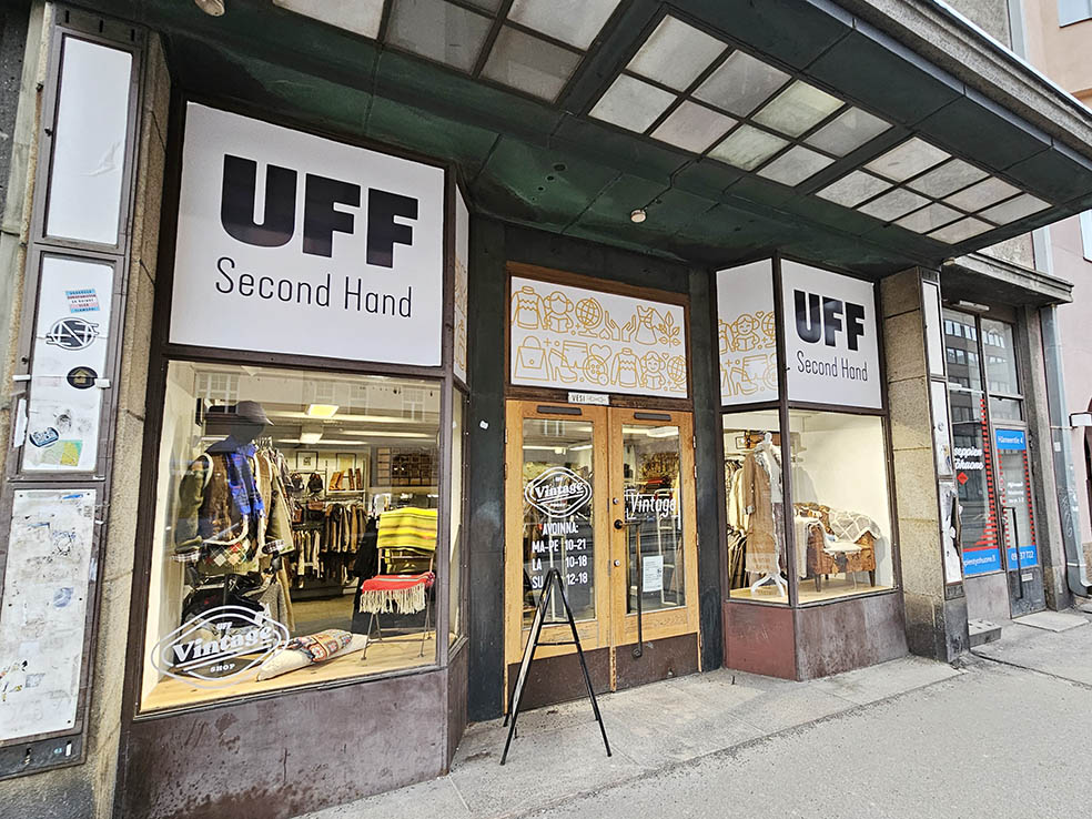 LIfTe北欧の暮らし フィンランドの首都ヘルシンキでおすすめしたい古着屋(セカンドハンドショップ)の「UFF Vintage Hakaniemi」
