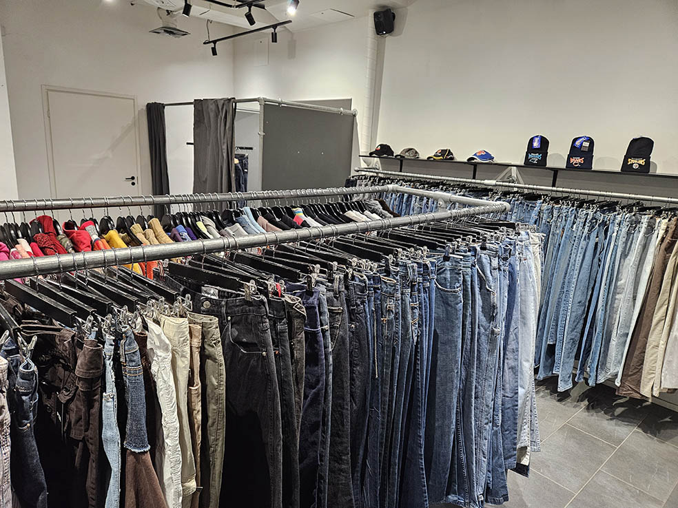 LIfTe北欧の暮らし フィンランドの首都ヘルシンキでおすすめしたい古着屋(セカンドハンドショップ)の「FTA® Vintage」