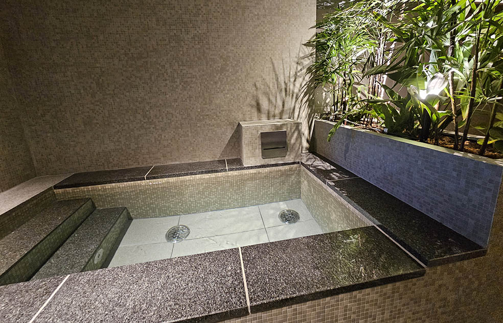 LifTe北欧の暮らし 2月6日に品川高輪にオープンするタナカカツキさんが総合プロデューサーを務めた 「高輪SAUNAS」のプライベートサウナHuone（フオネ）にある水風呂