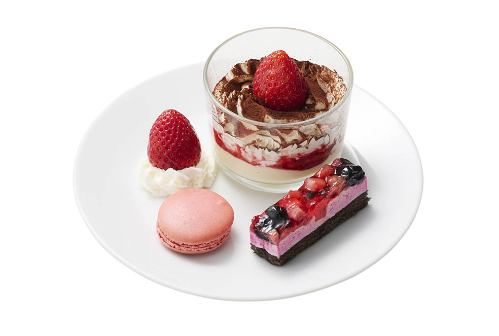 LifTe北欧の暮らし スウェーデン発祥のイケア各店舗で2月16日から開催されるストロベリーフェアで提供されるストロベリーティラミスのご褒美アソート