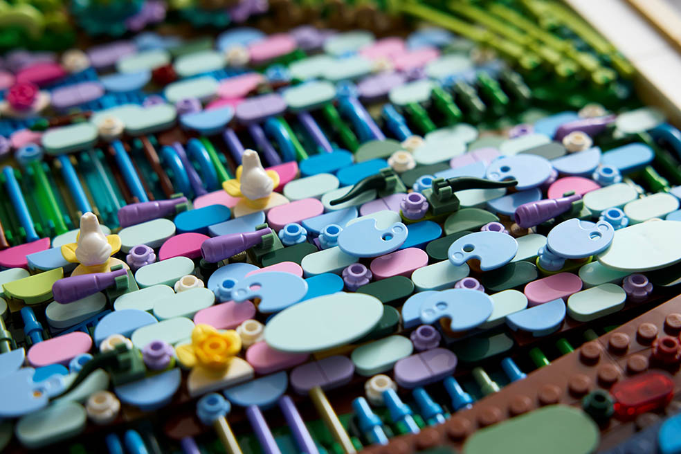 LifTe北欧の暮らし デンマーク発祥のレゴが発売するメトロポリタン美術館とコラボした大人レゴのクロード・モネの睡蓮の池に架かる橋をモチーフにした「レゴ®アート Claude Monet ＜睡蓮の池に架かる橋＞」