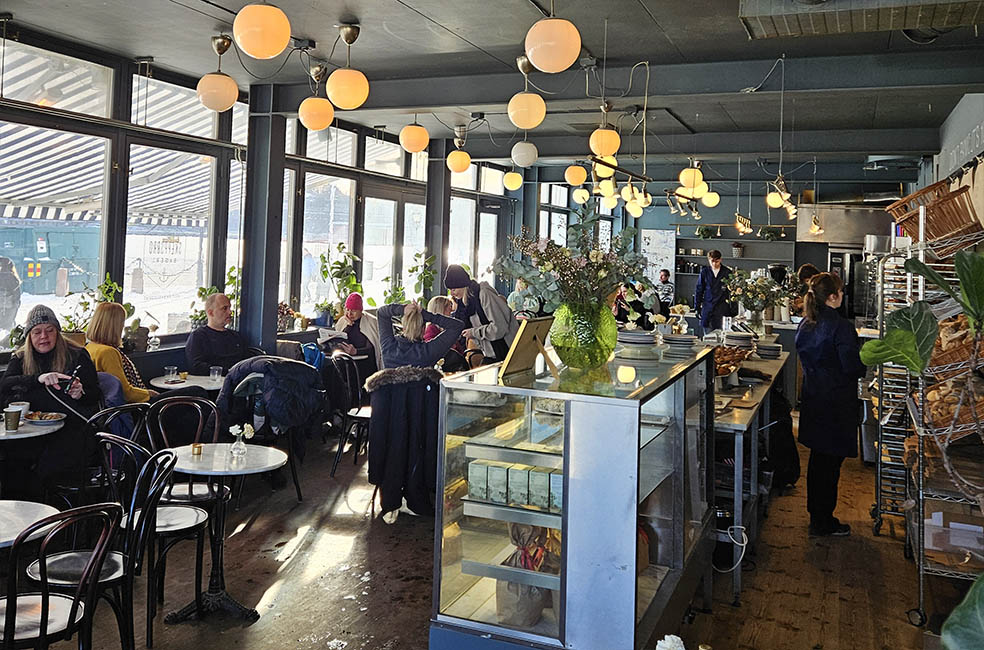 LifTe北欧の暮らし 編集部が実際に現地で訪れておすすめしたいスウェーデン ストックホルムのベーカリーカフェ「SKEPPSBRO BAGERI(スケップスブロ・バゲリ)」