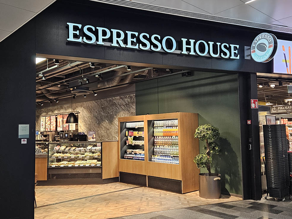 LifTe北欧の暮らし 編集部が実際に現地で訪れておすすめしたいフィンランド ヘルシンキの「ESPRESSO HOUSE(エスプレッソ・ハウス)」
