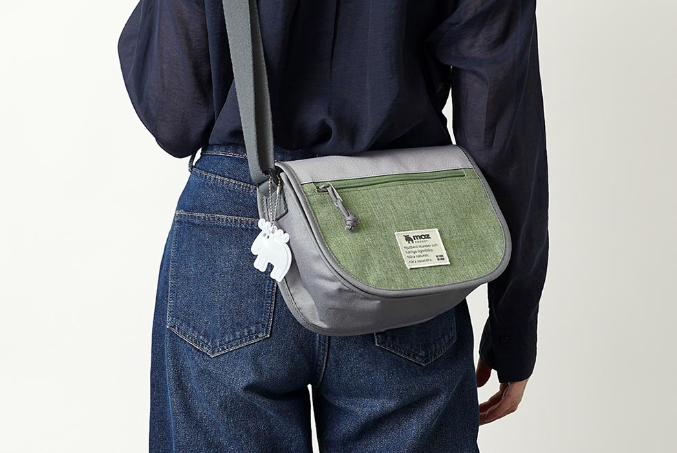 LifTe北欧の暮らし スウェーデンの【moz(モズ)】から発売される かぶせミニショルダーバッグに春を彩る新色「グレー×グラスグリーン」