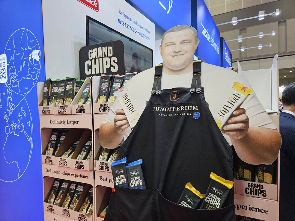 LifTe北欧の暮らし 東京ビッグサイトで開催されていたFOODEX JAPAN 2026のエストニアブースで出展していた元力士の把瑠都も関わっているチップスブランド「GRAND CHIPS(グランドチップス)」