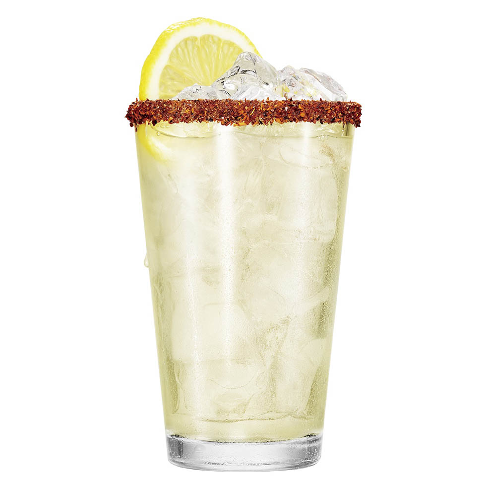 LifTe北欧の暮らし スウェーデンのウォッカブランドABSOLUT(アブソルート)が4月20日から発売開始する「TABASCO®（タバスコ）」とコラボレーションしたウォッカ「ABSOLUT® TABASCO™」を使用して4月25日（土）・26日（日）の2日間、渋谷「道玄坂通 前広場」で提供される、スパイシーレモネードカクテル。