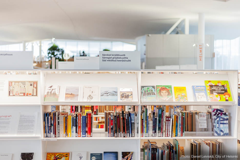 LifTe北欧の暮らし フィンランド、スウェーデン、ノルウェー、ロシアの北西部に住む先住民族サーミ族(サーミ人)の言葉サーミ語で記された書籍はヘルシンキ中央図書館(OODI)にも数多く蔵書されている