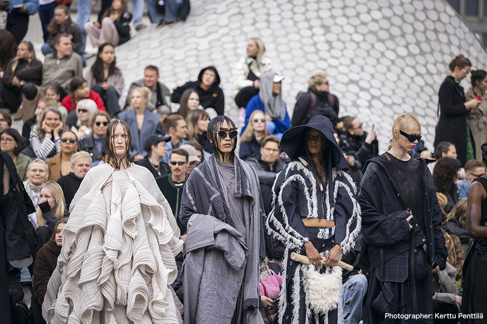 LifTe北欧の暮らし フィンランドの首都ヘルシンキで開催されるファッションイベント「Fashion in Helsinki(ファッション・イン・ヘルシンキ)」の2025年アモスレックスで開催された様子