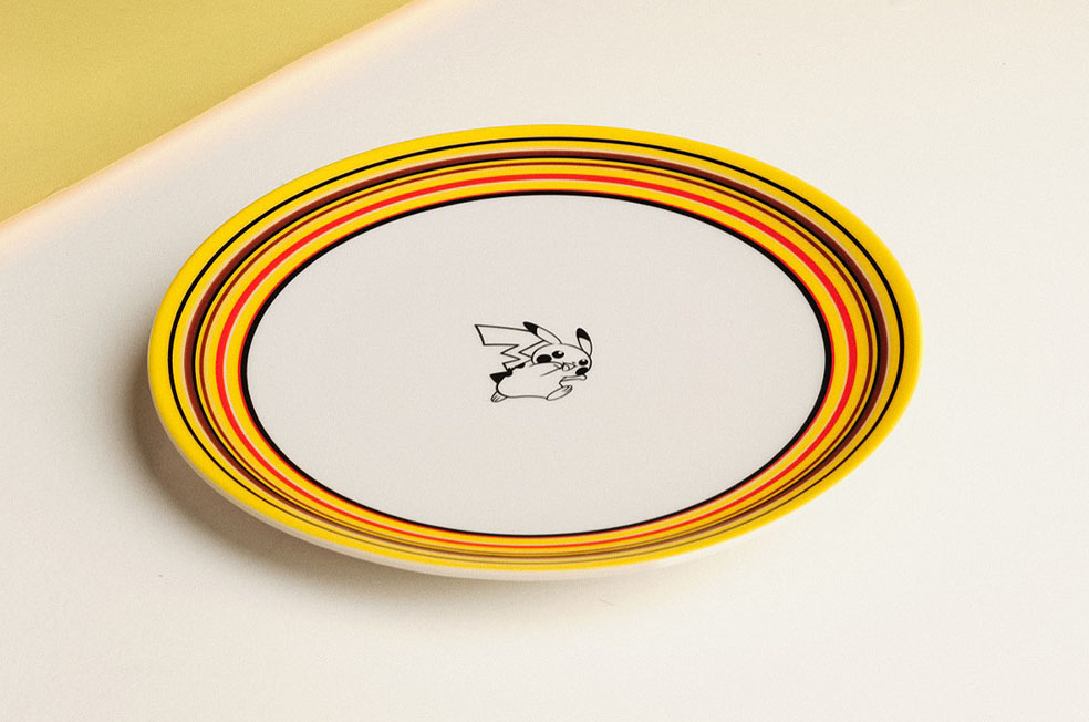 LifTe北欧の暮らし フィンランドのIITTALA(イッタラ)と任天堂のポケモンがコラボしたコレクション「イッタラ × ポケモン オリゴ」が登場 記念してアトレ恵比寿でポップアップが開催 販売されるプレート