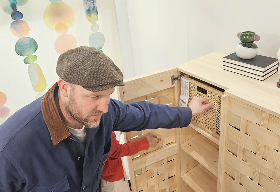 LifTe北欧の暮らし スウェーデン発祥のIKEA(イケア)がIKEA渋谷で発表したIKEA PS の新コレクション「IKEA PS 2026」イベントで登壇したデザイナーのFriso Wiersma(フリーソ・ウィールスマ)と【IKEA PS 2026】 キャビネット
