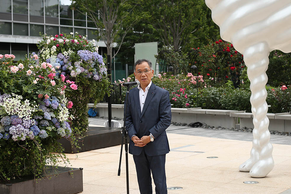 Lifte北欧の暮らし 5月15日(金)〜2026年6月14日(日)の期間 東京ガーデンテラス紀尾井町で開催される「KIOI ROSE WEEK 2026」のセレモニーで登壇した広島県福山市の枝廣直幹市長