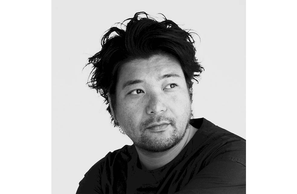 LifTe北欧の暮らし デンマークのHAY(ヘイ)が発売する人気コートラック「KNIT」のアジア限定カラー「Bordeaux(ボルドー)」デザインを手がけたのは、日本人プロダクトデザイナー・倉本仁