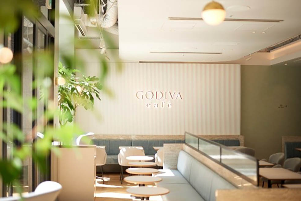 LifTe北欧の暮らし フィンランドのマリメッコ(marimekko)とコラボをするゴディバ(GODIVA)カフェ