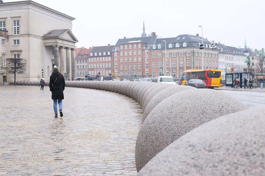 LifTe 北欧の暮らし デンマーク コペンハーゲン クリスチャンスボー宮殿広場