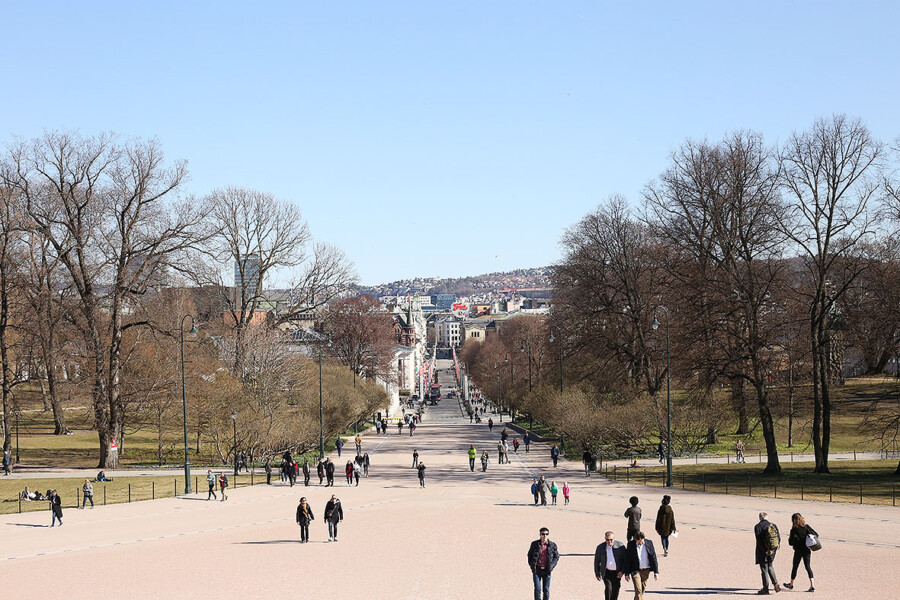 ノルウェー王宮 オスロ LifTe 北欧の暮らし