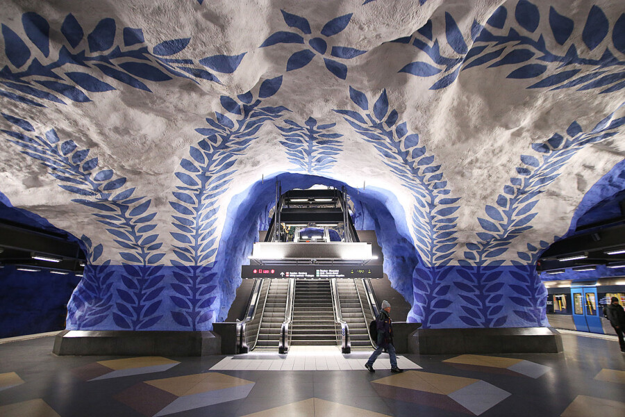 LifTe 北欧の暮らし スウェーデン ストックホルム 地下鉄 T-centralen駅 アート