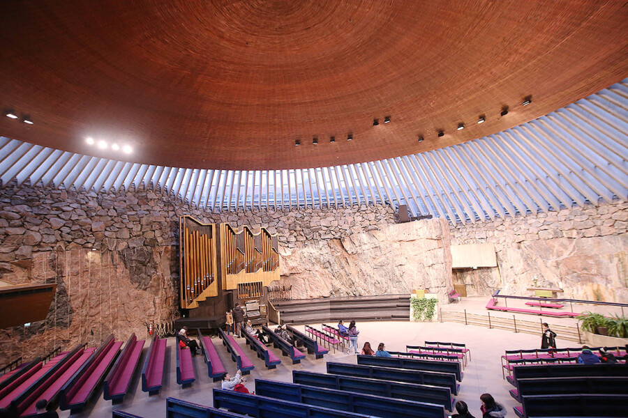 LifTe 北欧の暮らし フィンランド ヘルシンキ テンペリアウキオ教会 岩の教会