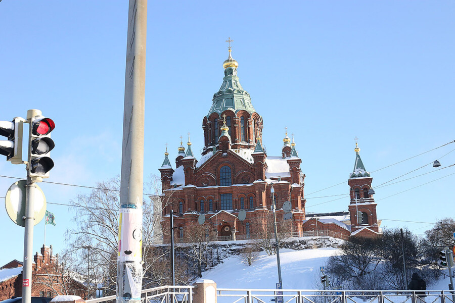 LifTe 北欧の暮らし 北欧の写真で涼をとる フィンランド ヘルシンキ ウスペンスキー寺院